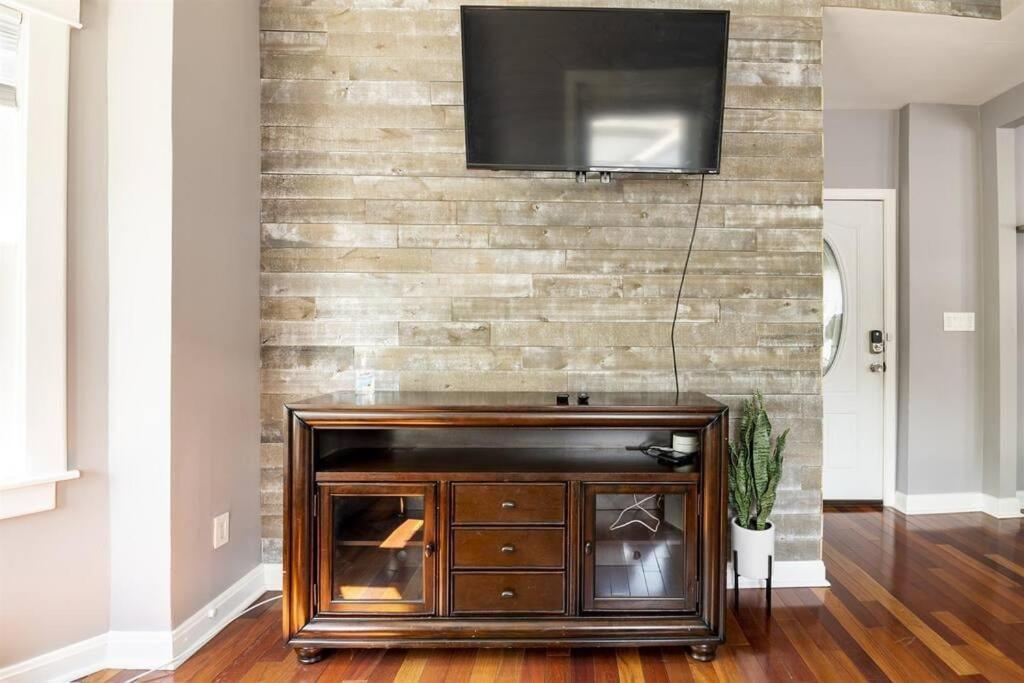 Burgbnb Riverfront Harrisburg Chambre photo
